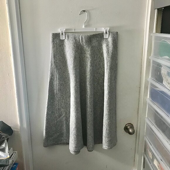 Women's Uniqlo Wool Midi Light Grey Skirt - size XL - Picture 1 of 3